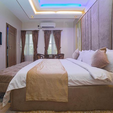 God'S Touch Apartments Signature Lagos Eksteriør billede