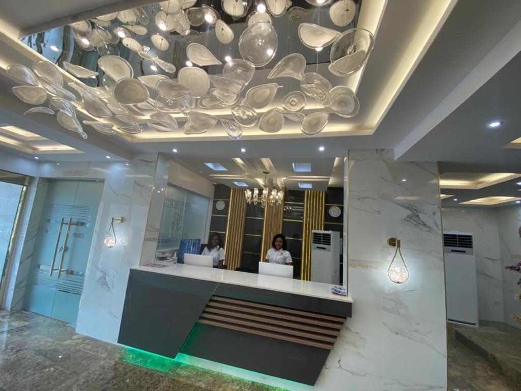 God'S Touch Apartments Signature Lagos Eksteriør billede