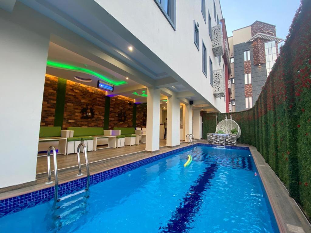 God'S Touch Apartments Signature Lagos Eksteriør billede